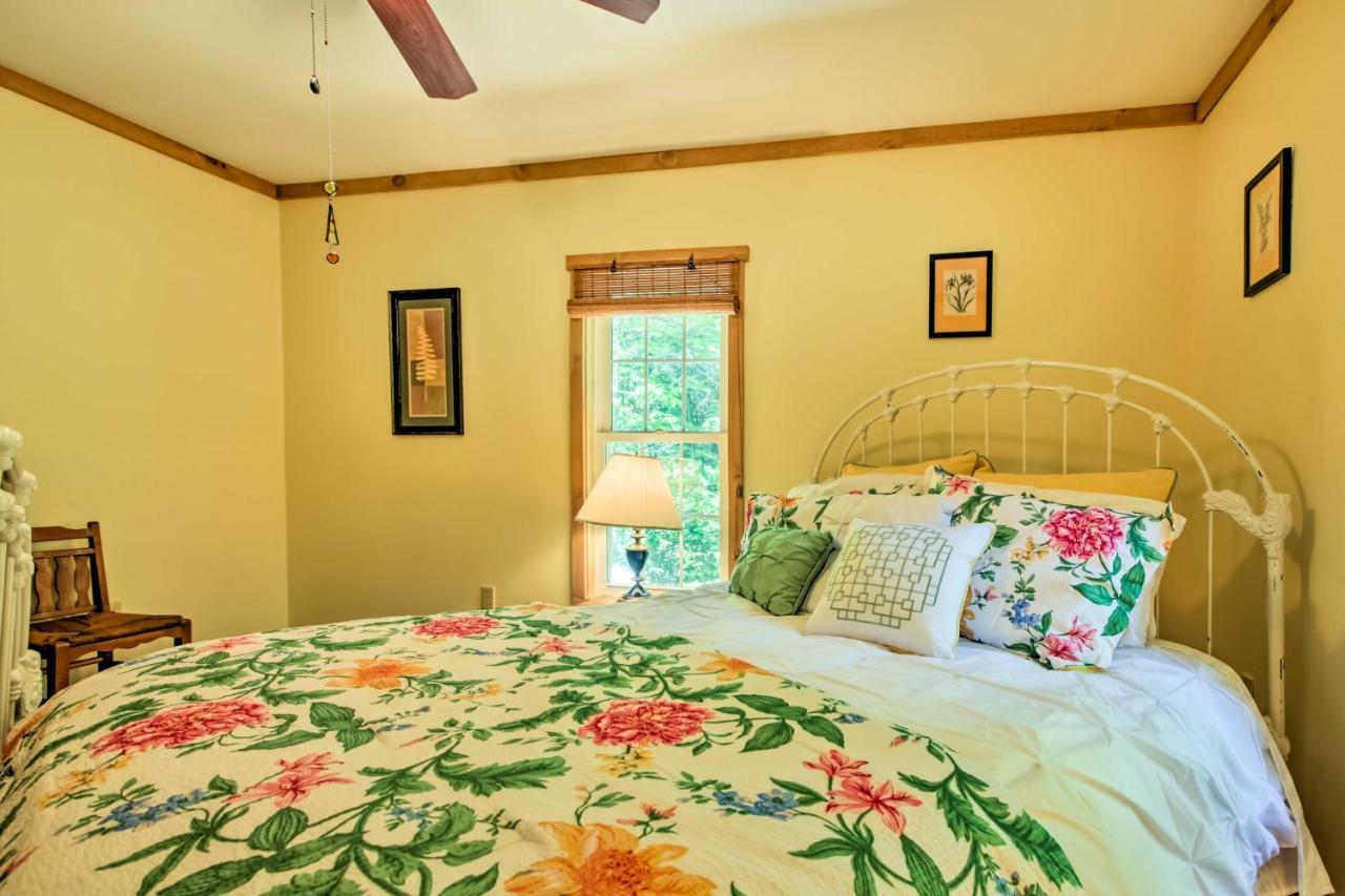Clearwater Cabin On 10 Acres With Trout Stream! Monterey Экстерьер фото