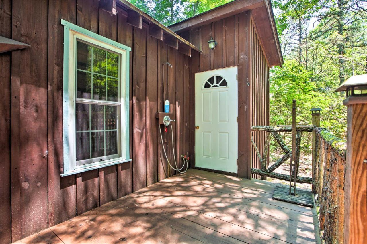 Clearwater Cabin On 10 Acres With Trout Stream! Monterey Экстерьер фото